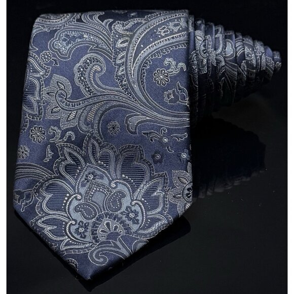 Donald J Trump Tie Signature Collection Blue Paisley Necktie Silk 69"x3.5" - Picture 2 of 6
